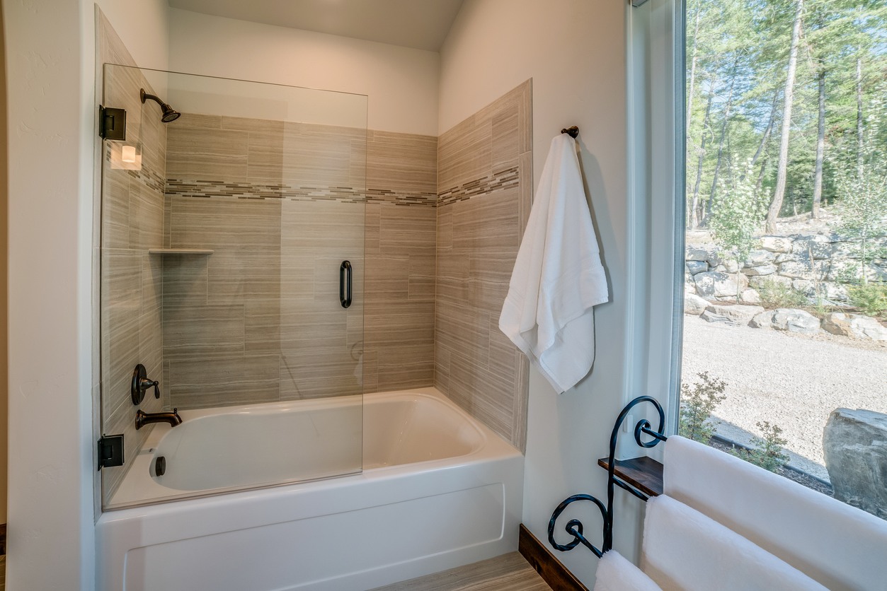 Shower & Tub Installation in Windsor